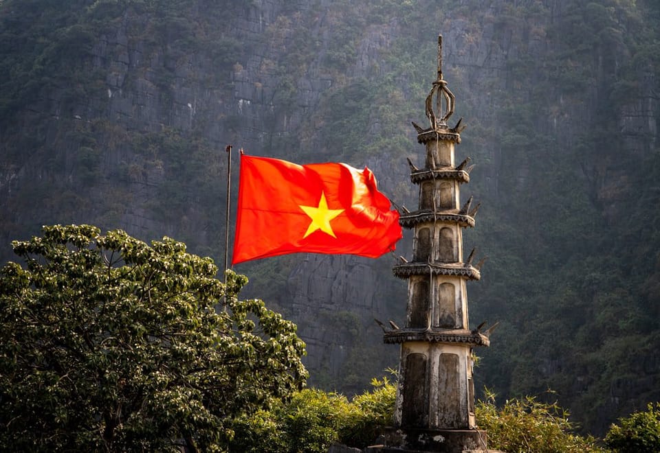 M&A tiêu dùng bùng nổ 2025: Quy trình toàn diện cho nhà đầu tư nước ngoài