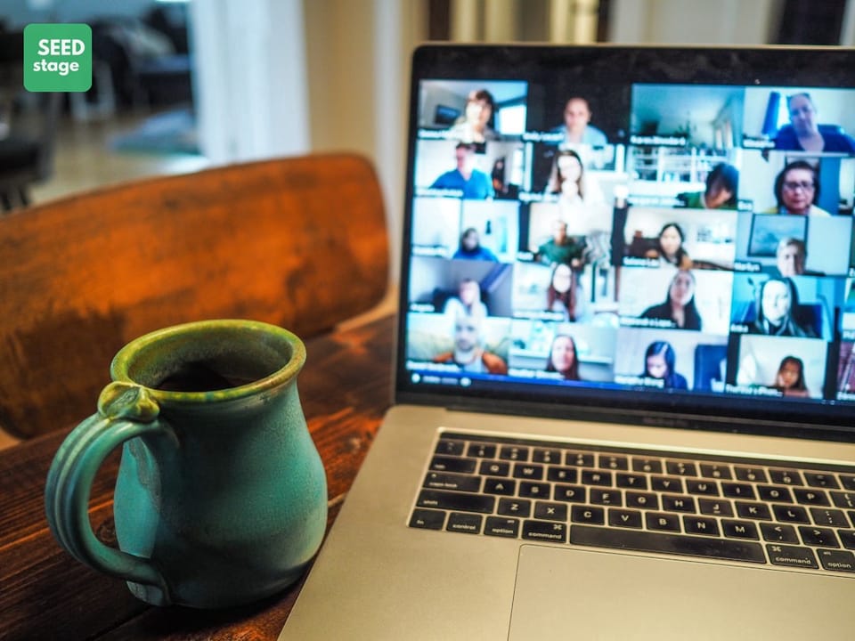 Xây Dựng Cộng Đồng Crowdfunding: Facebook Group hay Zalo?
