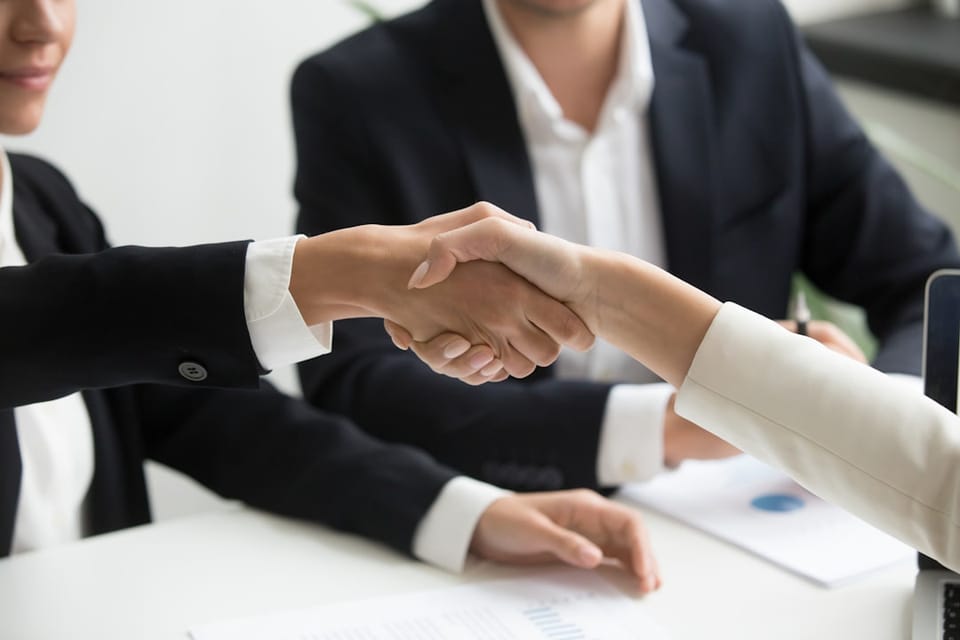 Cạm bẫy tâm lý trong M&A: Định thời điểm doanh nghiệp